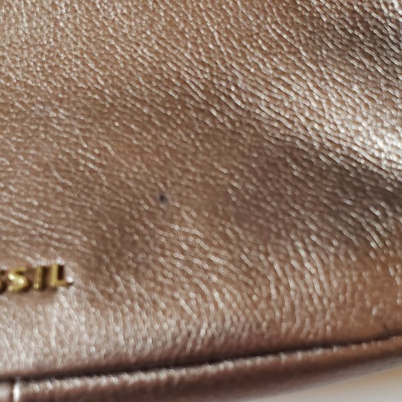 Fossil Metallic Pebbled Leather Small Crossbody Purse - Picture 5 of 6